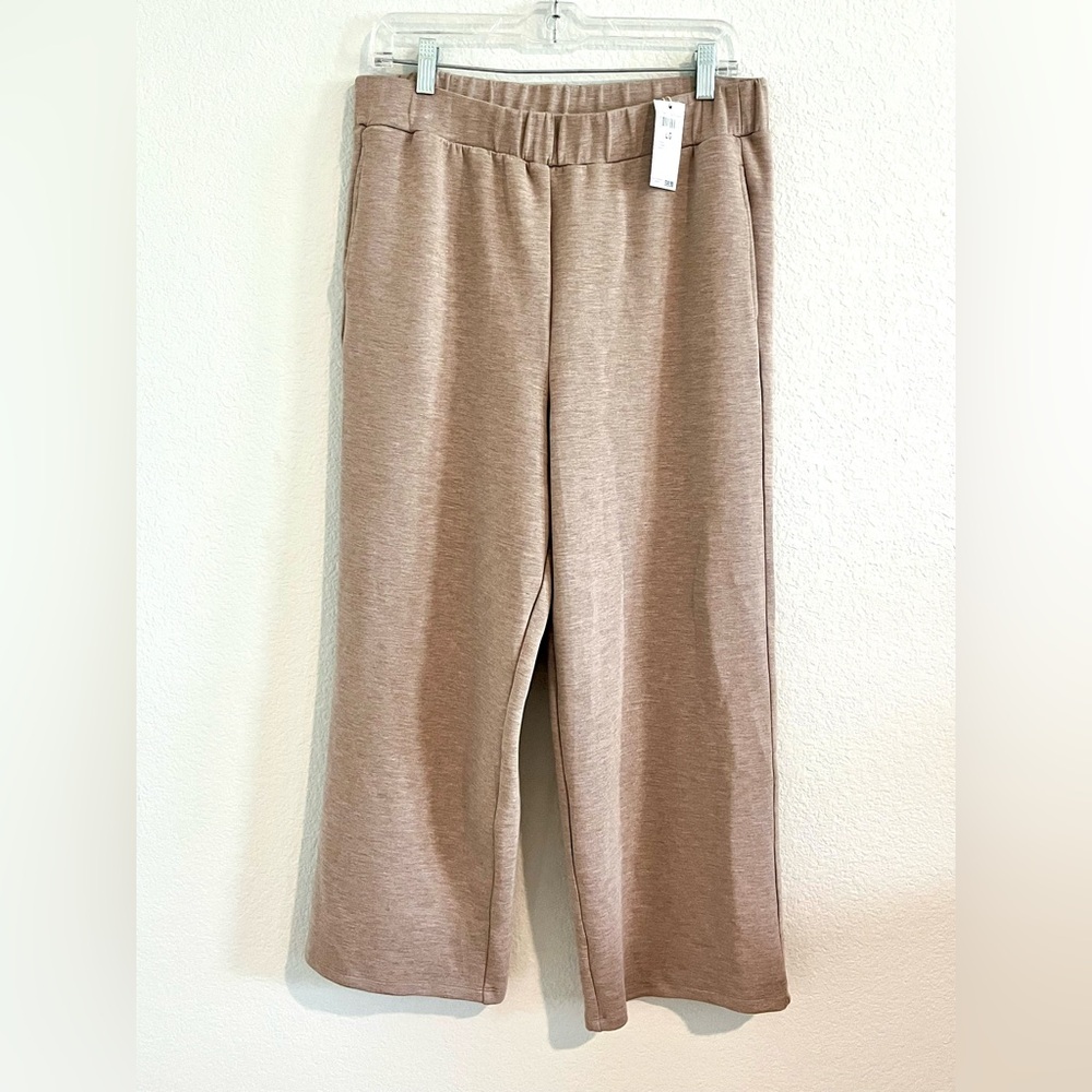 Elie Tahari Beige Wide-Leg comfy Sweatpants